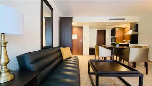 Apartament W Hotelu Royal Beach 5*
