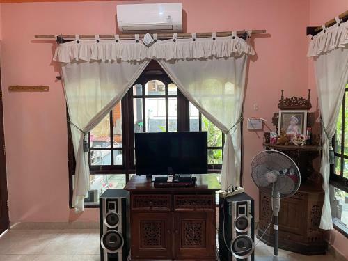 Hotel Ola Homestay