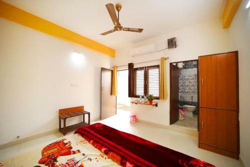 Boutique Indian Home Stay - Bed & Breakfast
