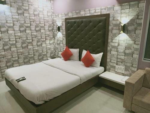 Hotel Airport Inn One