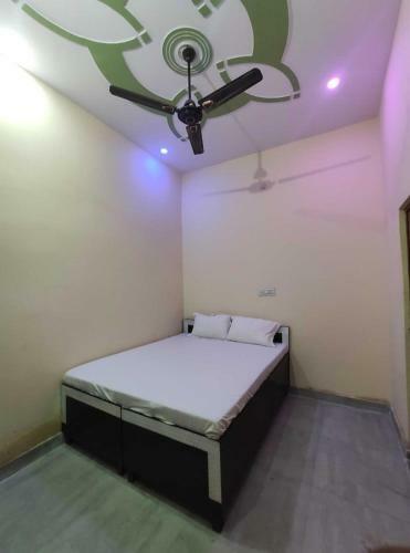 Oyo 90670 Hotel Porus Inn
