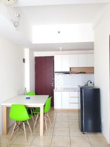 Erplus Rent Tamansari Panoramic Apartment