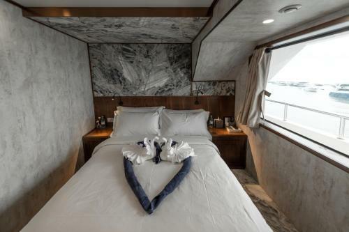 Infinity X Passanger Yacht