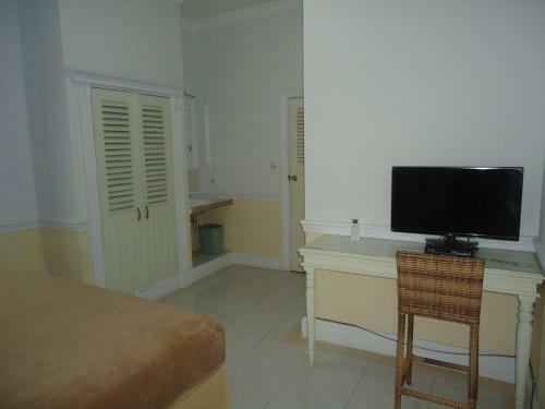 Hostal Twin Pillars Guesthouse Syariah