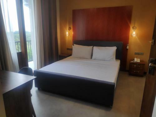 Hotel Sooriya Wessagiri Resort