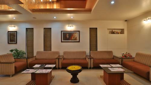 Hotel Rama Residency