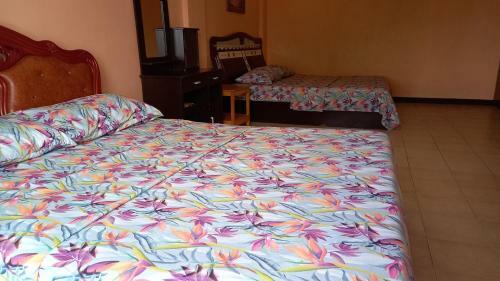Villa Marabella Palace Resort Antipolo