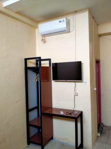 Hotel Spot On 91402 Home'59 Tegal Danas