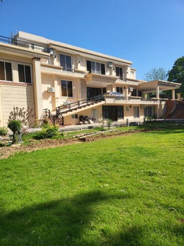Hostal Infinity Villa F10