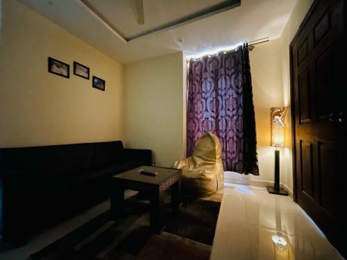 1 Bedroom Furnished Apartment