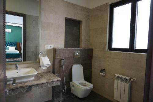 Oxvue Boutique Hotel