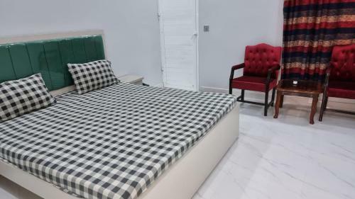Hostal Royal Continental Guest House