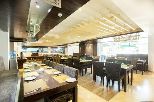 Hotel Mahabir Palace