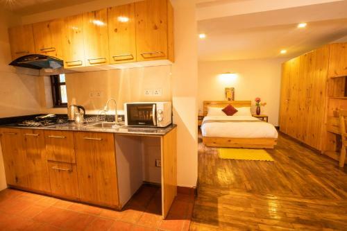 Witty's Hotel