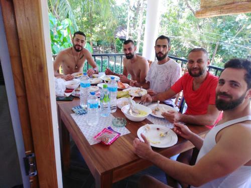 Autumn Home Stay