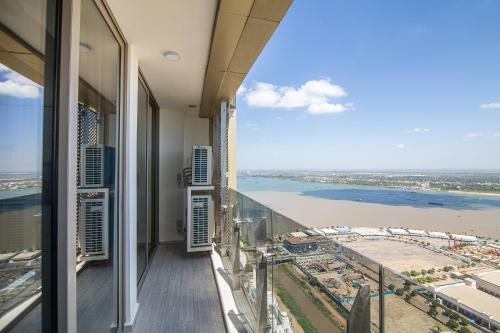 Apartamentos The Peak Residence