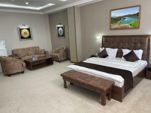 Hotel Grand Shirin Palace