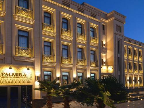 Paradise Plaza Luxury Hotel
