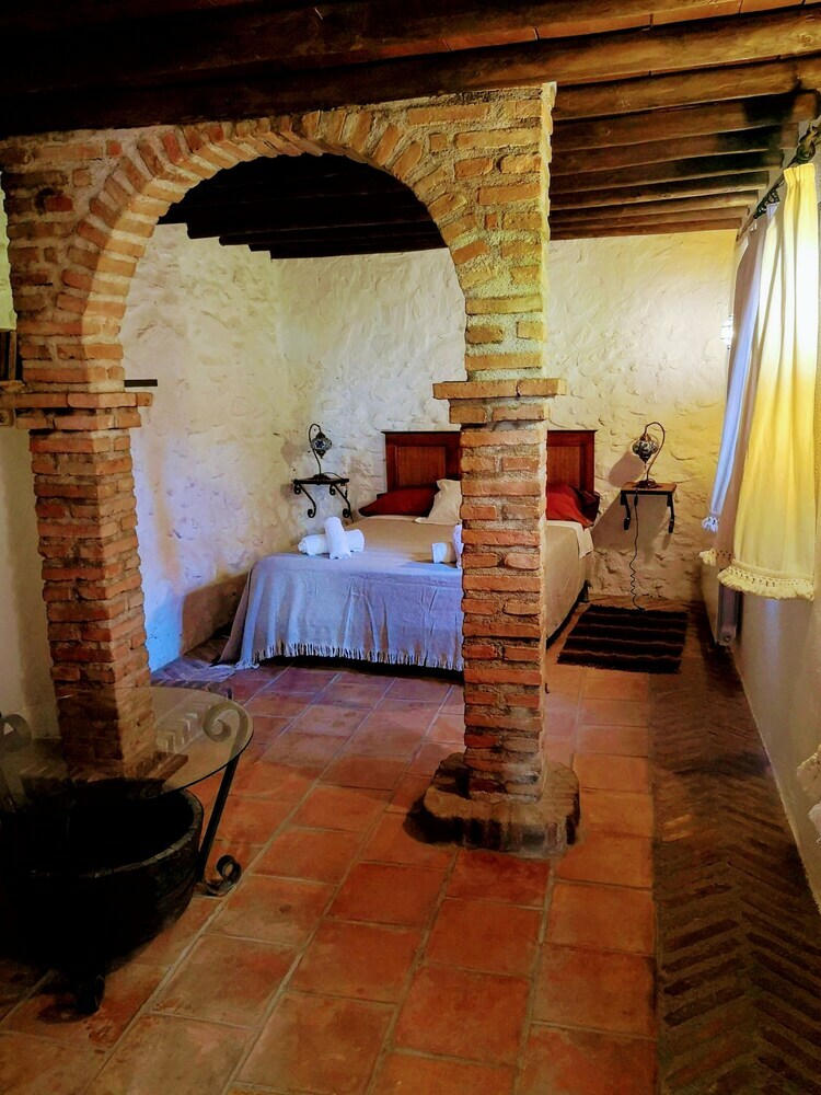 Hotel Alqueria De Los Lentos