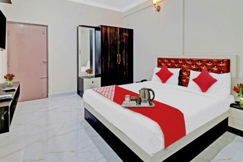 Hotel Oyo 87519 Nra Residency
