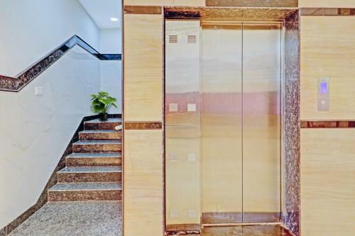 Hotel Oyo 87519 Nra Residency