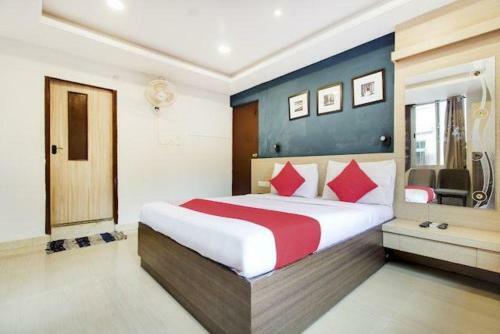 Hotel S K Residency