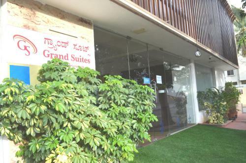 Hotel Grand Suites Yelahanka