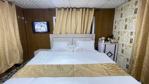 Hotel Skydine Resort And Restaurant