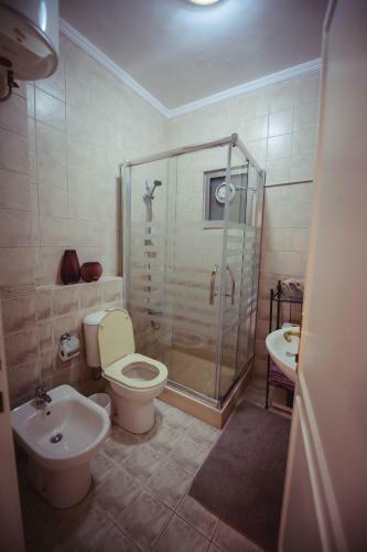 Apartamento 2king-beds/1.5bath + Parking, Abdoun Located