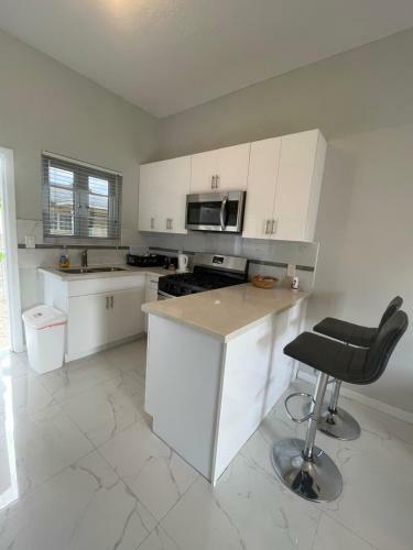 Cornerstone Apartments Lovely 1-bedroom Unit #1