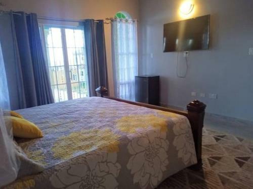 Elegant 4 Bedrooms House With Parking And Seaview