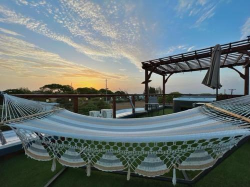 Villa Sunset Coast Loft & Rooftop