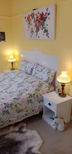 East Geelong - 2 Bedrooms - Mimosa Cottage