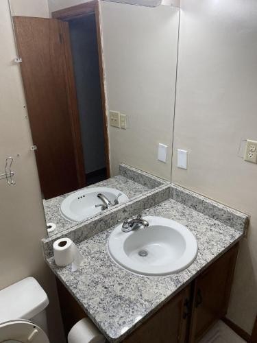 2-bedroom Townhouse In A Quiet Area
