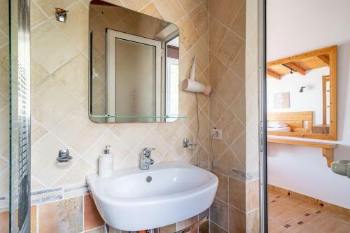 Sunset Terrace B&B By Enjoy Albania