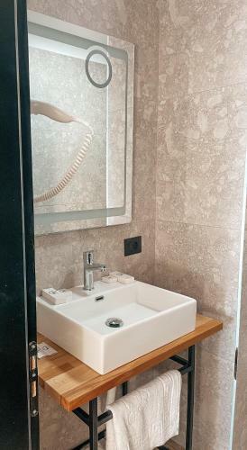 Gogo's Boutique Hotel