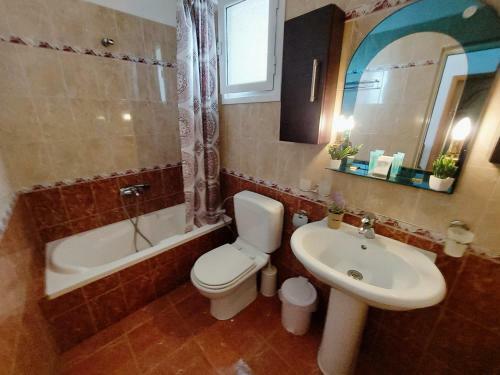Hostal Orange Guest House