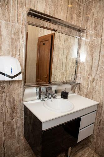 Sebail Inn Hotel