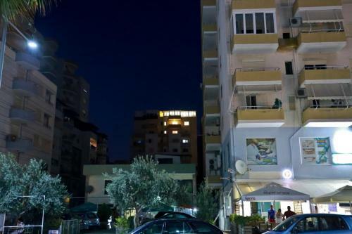 Apartamento Amis House