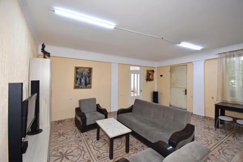 Bzhni Guest House