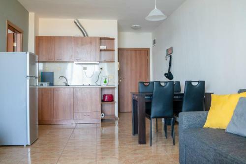 Apartament Midia