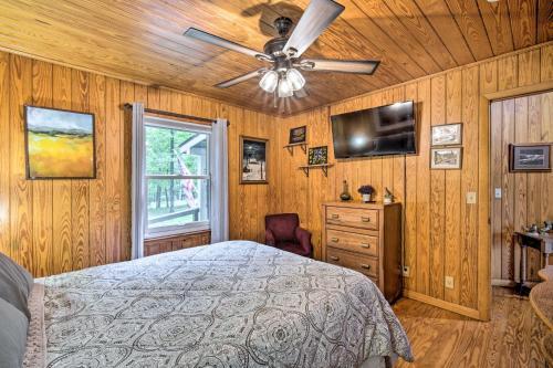 Mentone Retreat With Deck, Fire Pit And Views!