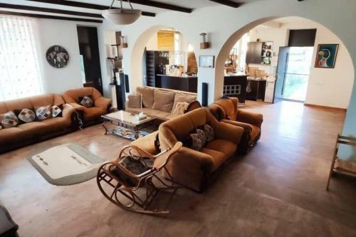 Villa Goshdream Guesthouse