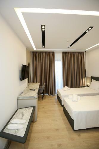 Hotel Chimaera