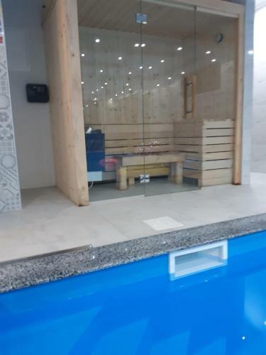 Holiday House With Pool