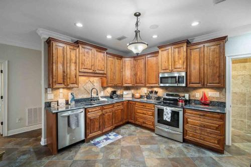 Bear Pt Pet Friendly Retreat
