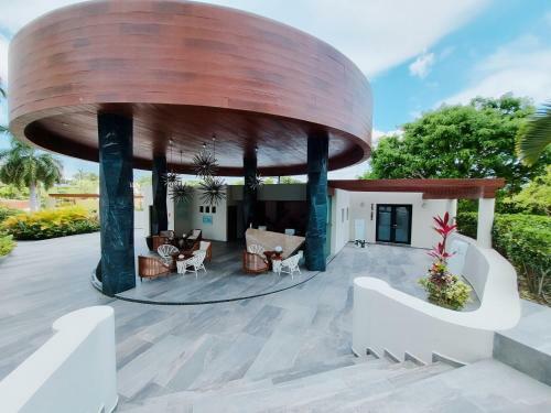Apartamento Condo With Ocean, Mountain And Pool Views