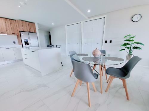Apartamento Condo With Ocean, Mountain And Pool Views