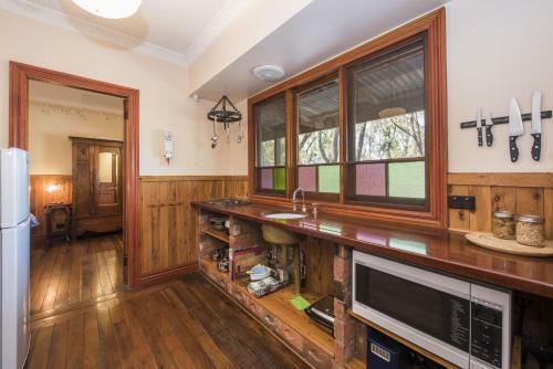 Idyllic 'blackmans Cottage' - Peace And Privacy