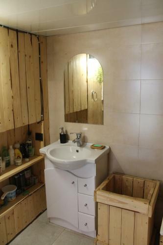 Bed & Breakfast Kamis Guesthouse